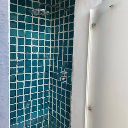 Βίλα Bianca, Piscina E Panorama Torre delle Stelle