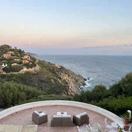Bianca, Piscina E Panorama